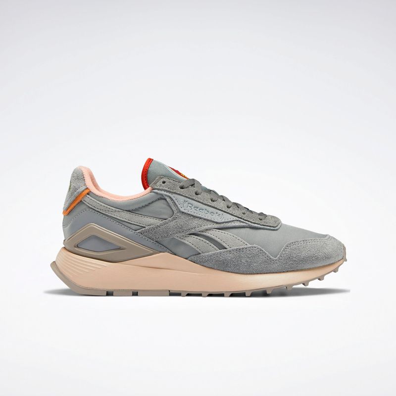 reebok m