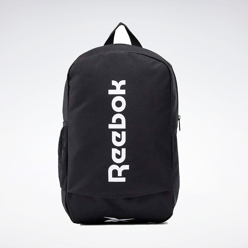 Mochila Reebok Active Core Graphic de 15 litros de capacidad por 19,49€  antes 25,00€.