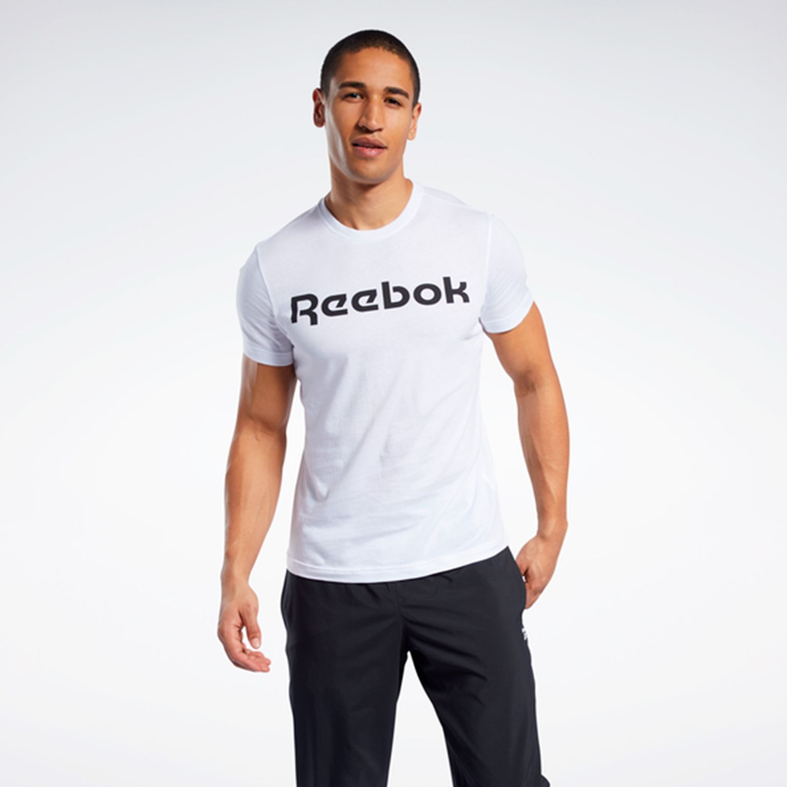 Reebok indumentaria best sale